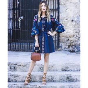 ✨4xHP✨Navy Blue Short Embroidered Tunic MidiDress✨